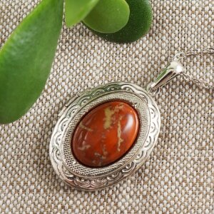 Медальон овальный Красная Яшма antique silver