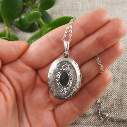 Медальон овальный Красная Яшма antique silver Медальон овальный Красная Яшма antique silver