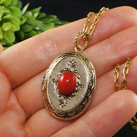 Медальон Кулон Коралл Красный овальный antique gold
