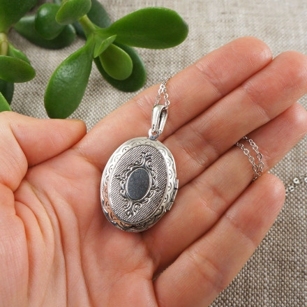 Медальон овальный Перламутр Гелиотис antique silver