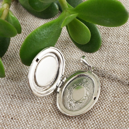 Медальон овальный Перламутр Гелиотис antique silver