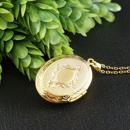 Медальон овальный Халцедон gold