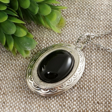 Медальон овальный Черный Оникс antique silver