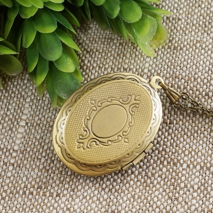 Медальон овальный Перламутр Гелиотис №5 bronze