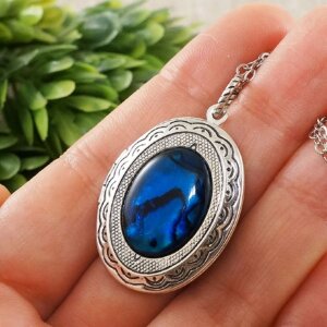Медальон овальный Перламутр Гелиотис №11 antique silver