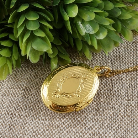 Медальон овальный Розовый кварц gold