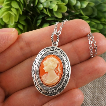 Медальон Камея Дама Девушка персиковая antique silver