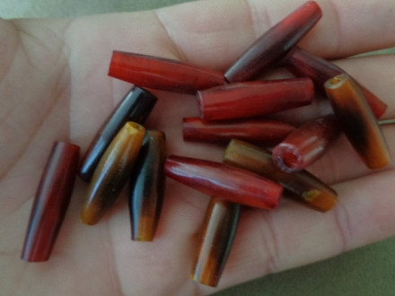 Бусина Red Pipe из Рога Буйвола, ~7х25мм (1шт)