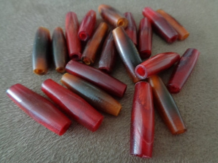 Бусина Red Pipe из Рога Буйвола, ~7х25мм (1шт)