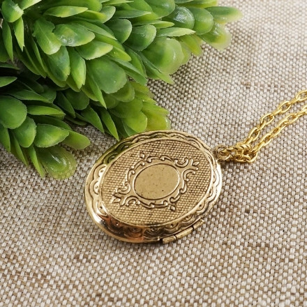 Медальон овальный Зеленый Агат antique gold