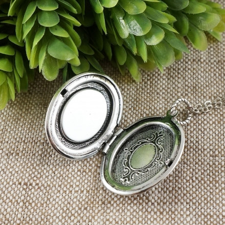 Медальон овальный Перламутр Гелиотис №9 antique silver