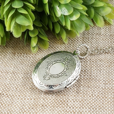 Медальон овальный Перламутр Гелиотис №9 antique silver